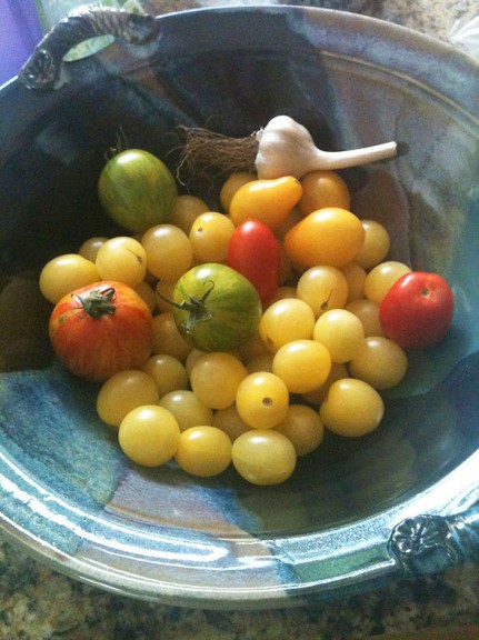bowl of cherry tomatoes
