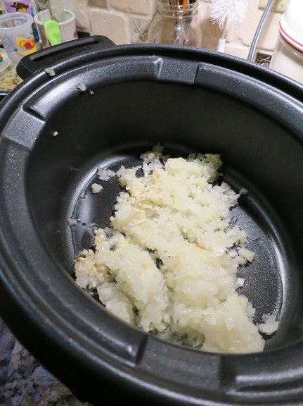 browning onion and garlic