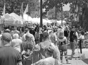 FEATURE: Street fair crowd (Photo by Carol Simmons)