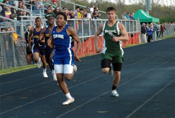 Mario Cosey blasted by his opponents to win the 100-meter dash at the Bulldog Invitational on Friday. (Photo by Lauren Heaton)