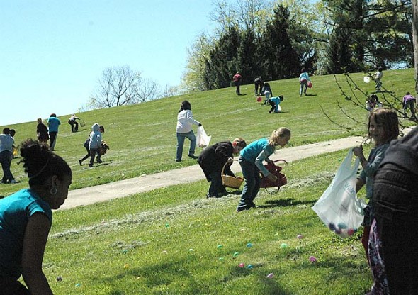 The Easter Bunny will grace the slopes of Gaunt Park again with hundreds of brightly colored Easter eggs this Saturday.
