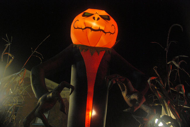 Halloween Scarecrows (and one jack-o'-lantern)