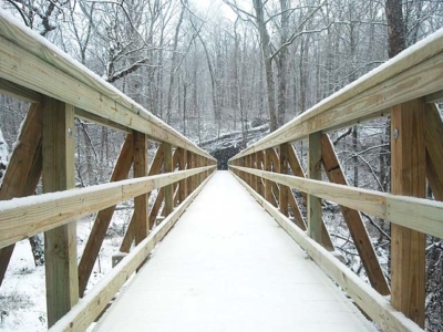 Fresh snow, fresh bridge